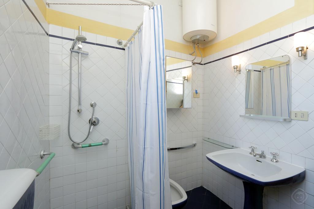 Fori Imperiali Apartment Рим Екстер'єр фото